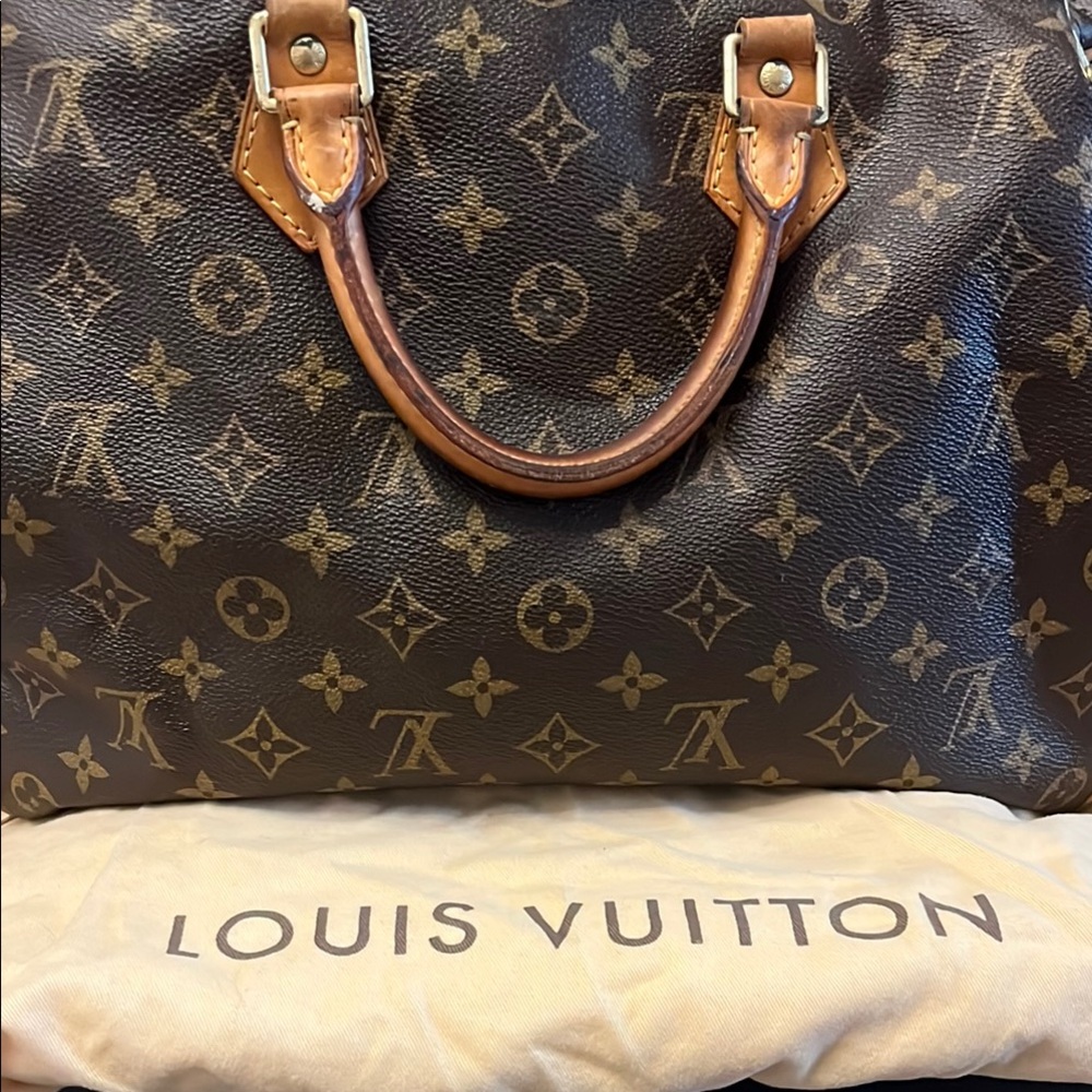 Louis Vuitton Brown Monogram Speedy Bag - Picture 10 of 10
